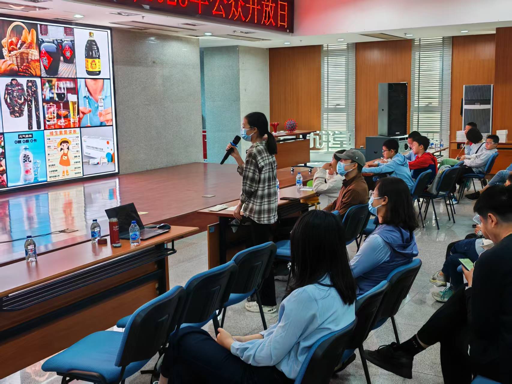 全国科普月期间，微生物所邀公众探秘微观世界